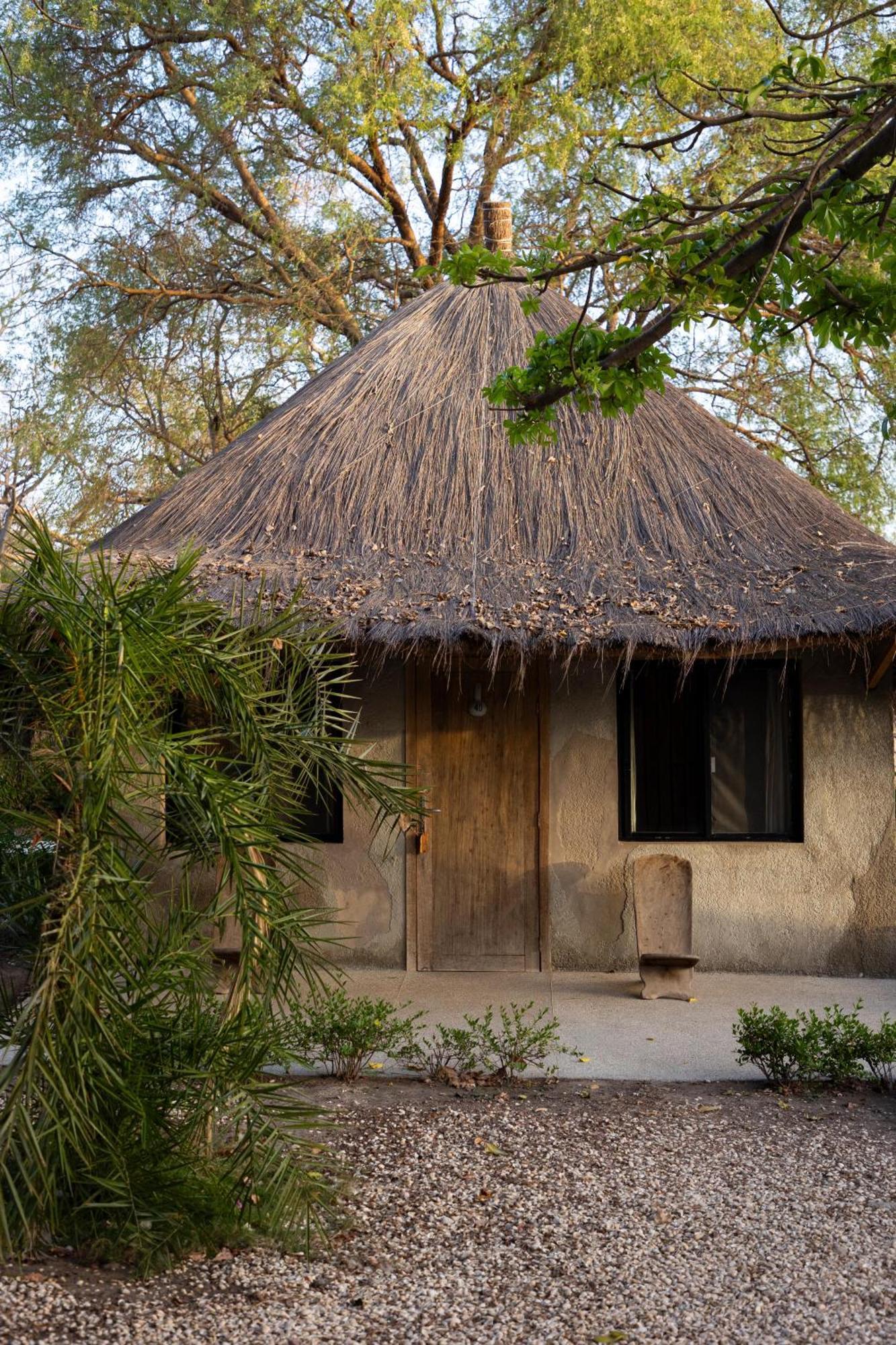 Hotel Les Paletuviers Toubakouta Exterior foto